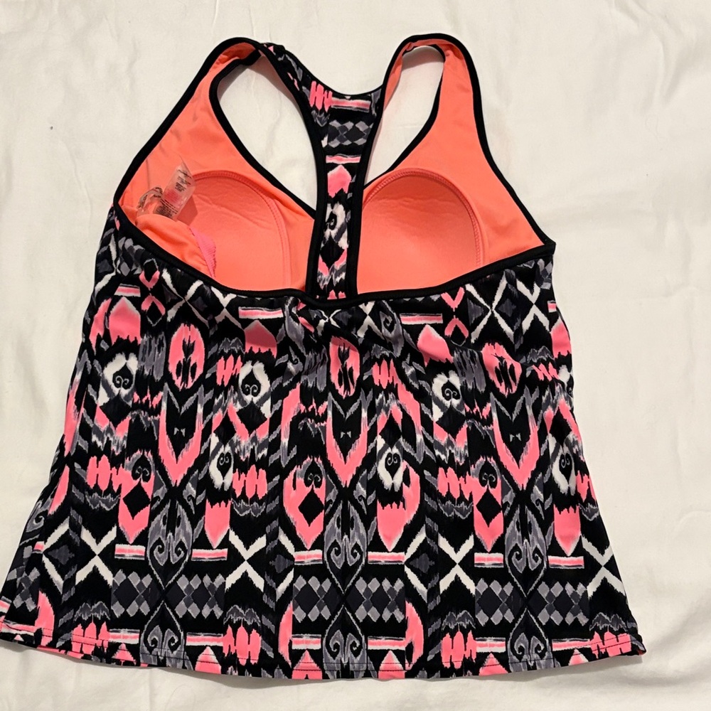 Pink & Black Geometric Racerback Tank Top - Picture 2 of 2
